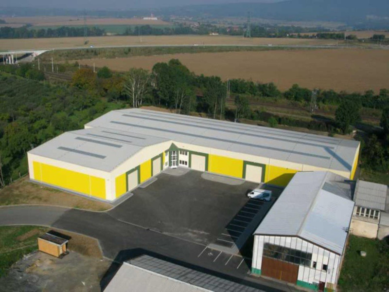 8806 DŘEVO TRUST LIPNÍK