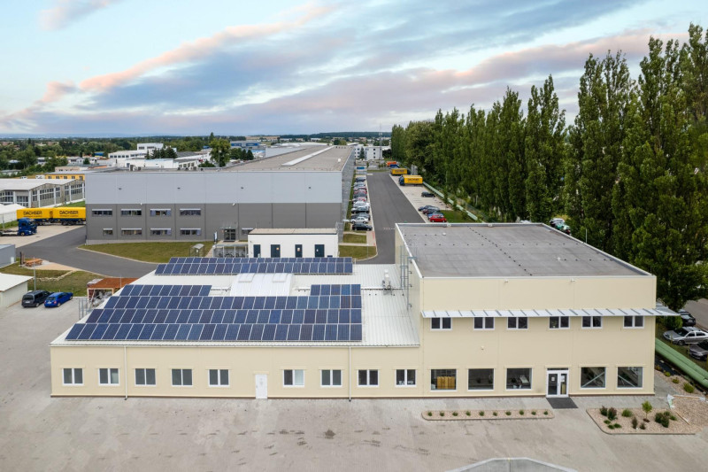 CZ001160 DREVO TRUST HRADEC PRODEJNA